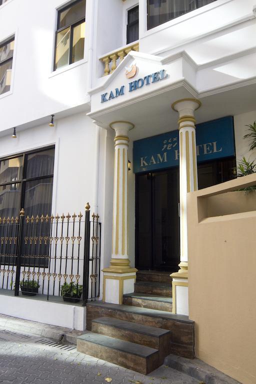 Kam Hotel Male Bagian luar foto